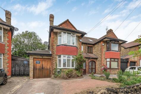 Goldsborough Crescent, North Chingford
