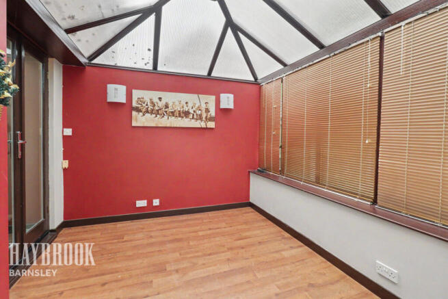 2 bed Semi-Detached for sale Image 7