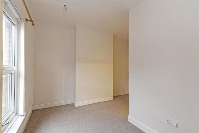 Bedroom 1-3.jpg