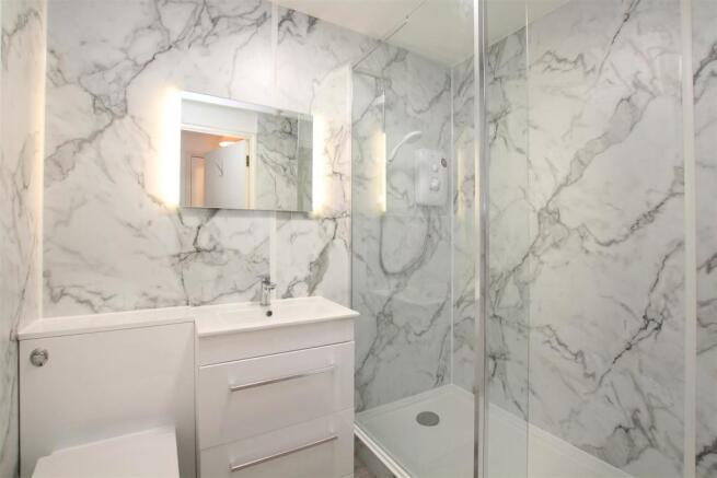 54TM - Shower room.jpg