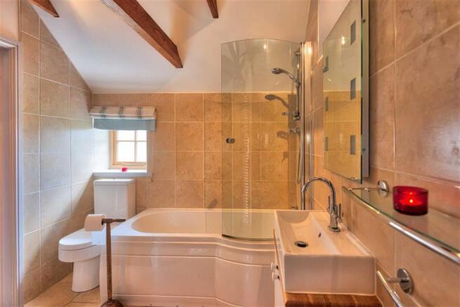 En-Suite Bathroom