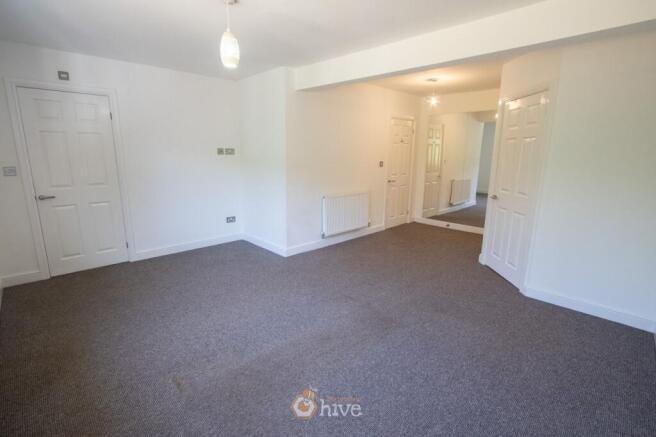 3 bed Semi-Detached for sale Image 10