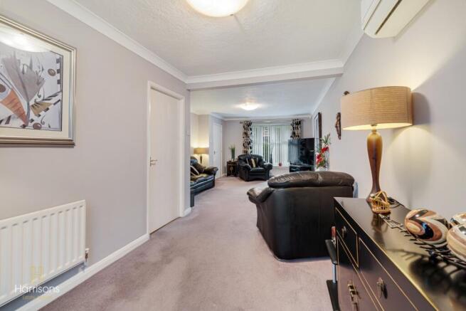 Sonning Drive, Bolton, BL3 photo 4