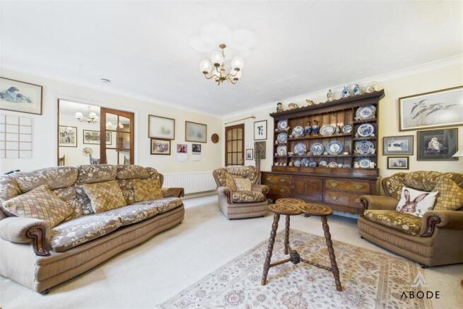 Sycamore Close, Uttoxeter, Staffordshire photo 4
