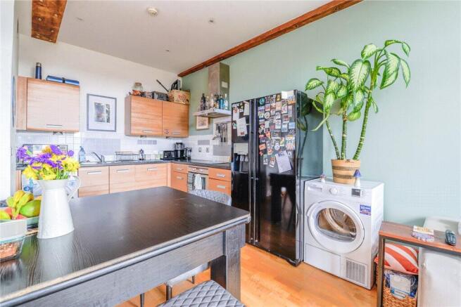 2 bed Apartment for sale Image 9
