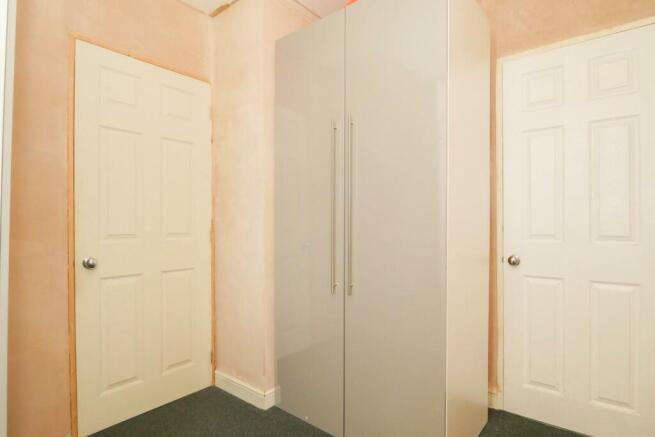 WALK IN WARDROBE