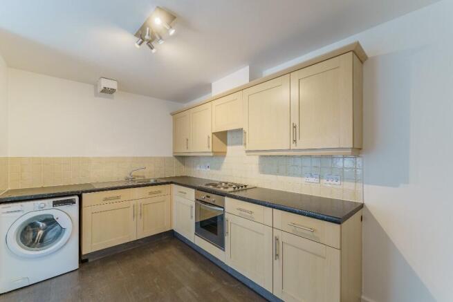 2 bed Apartment for sale Image 5