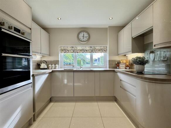 Kitchen Breakfast Room
