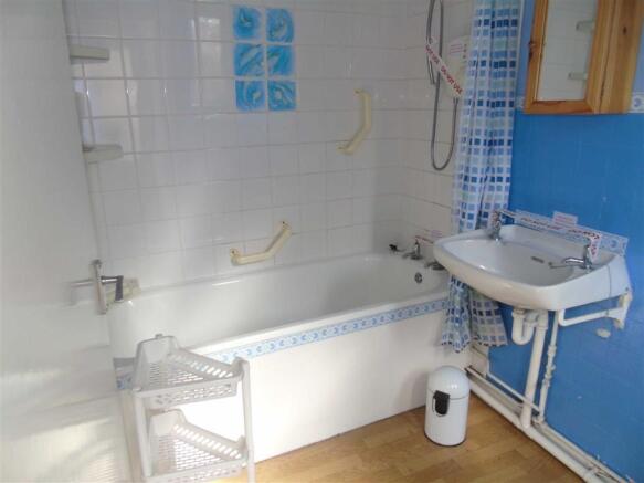 Photo 6