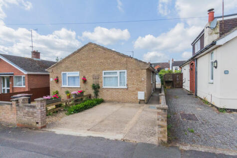 Victoria Road, Finedon