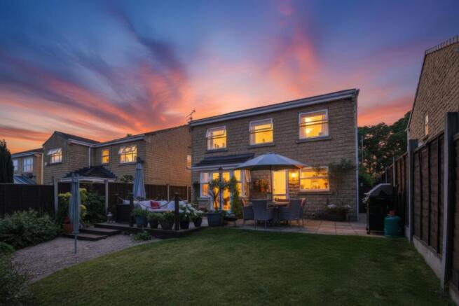 4 bed Detached for sale Image 4