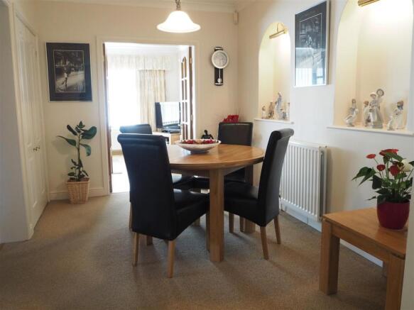 Separate Dining Room 698