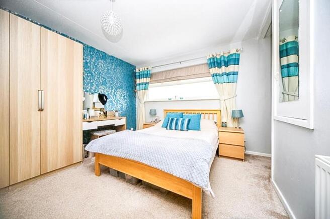 2 bed Semi-Detached for sale Image 12