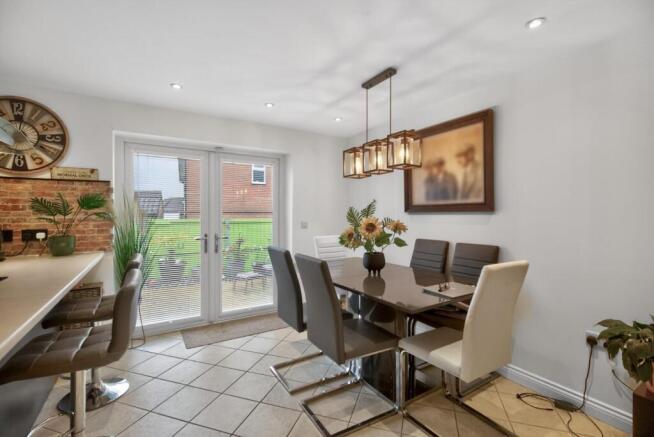 3 bed Detached for sale Image 6