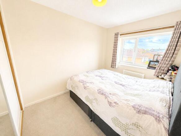 3 bed Semi-Detached for sale Image 11