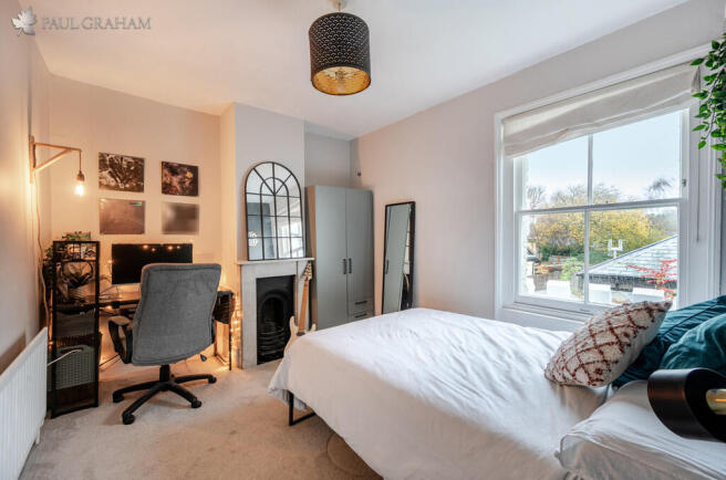 e3e59f85-aebe-422...