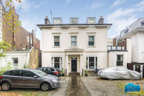 Flat 1, 71 The Manor, High Street, Hornsey, London N8 7QB