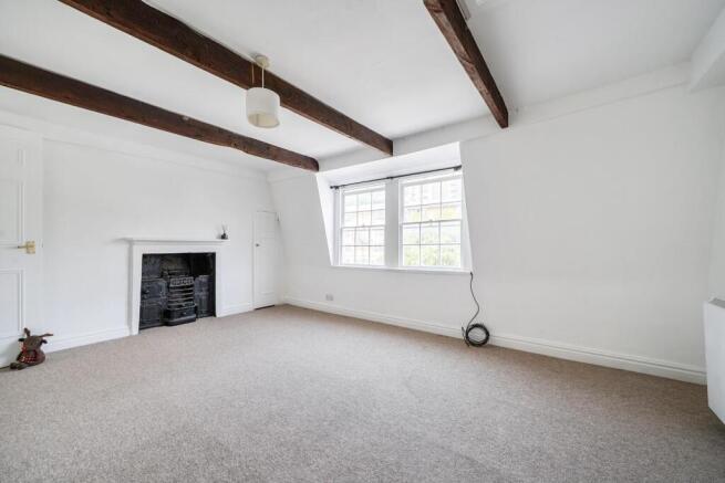 Living room 1.jpg
