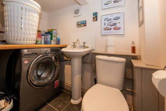 Cloakroom/Utility