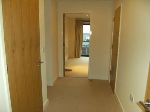 1 bed Flat to rent Image 6