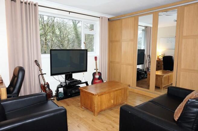 Sitting Room / Bedroom 4