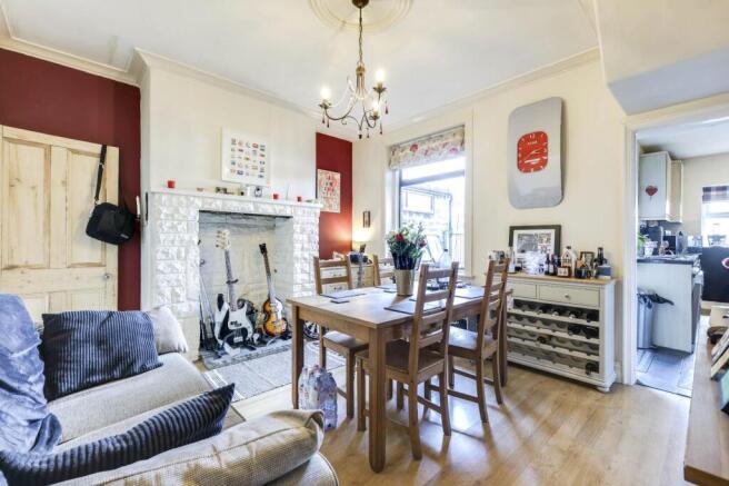 3 bed Terraced for sale Image 4