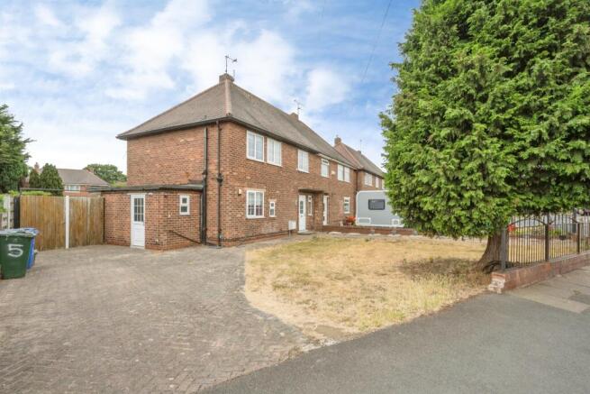 3-bed semi-detached on Dublin Road, Intake, Doncaster, £185,000