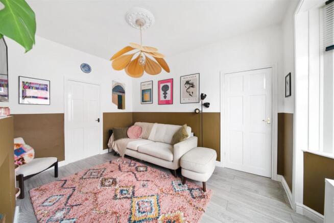 SITTING ROOM