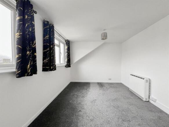 Living Room / Kitchen