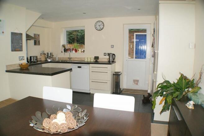 Dining kitchen