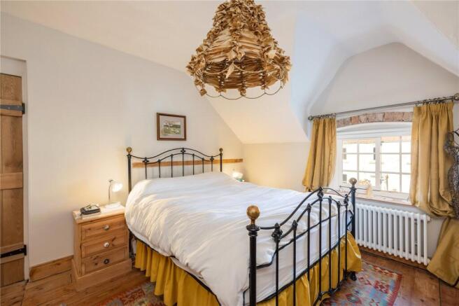 3 bed Detached for sale Image 5