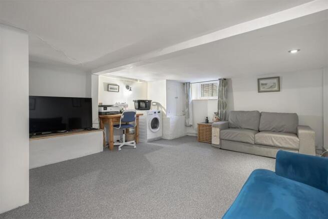3 bed End of Terrace for sale Image 10