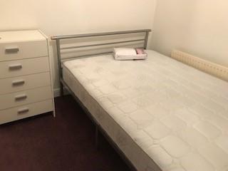 bed 2.jpg