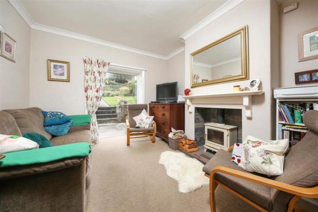 Living Room.jpg