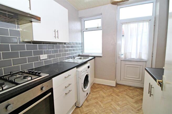 Kitchen.JPG