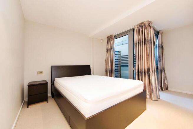 one bed to let in...