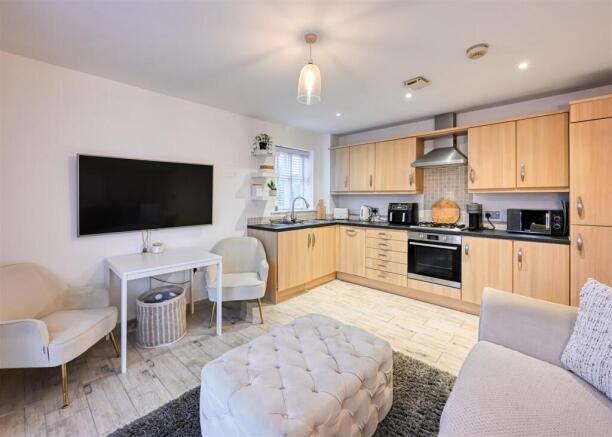 3 Dunstanville Court-09.jpg