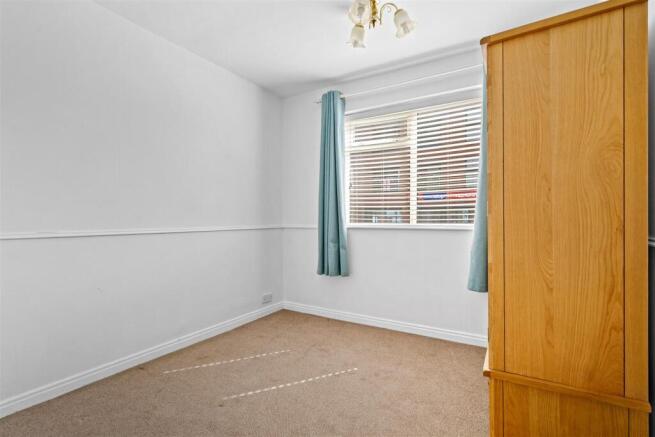 2 bed Semi-Detached Bungalow for sale Image 7