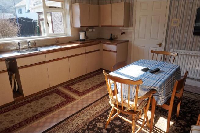 Kitchen / Breakfast