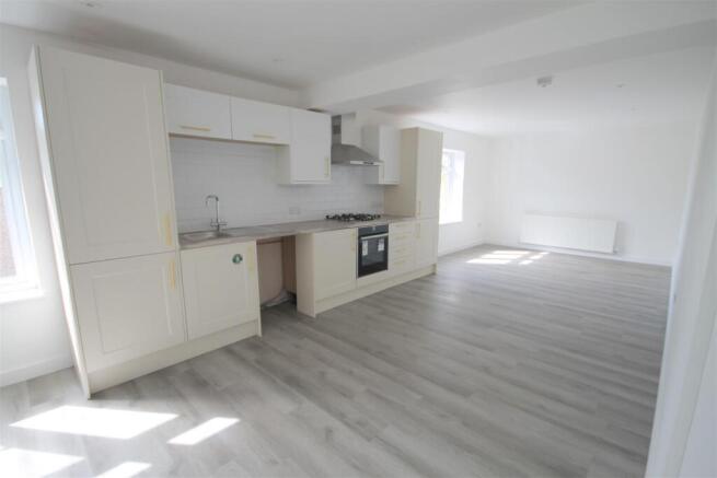 Flat 3 Kitchen.JPG