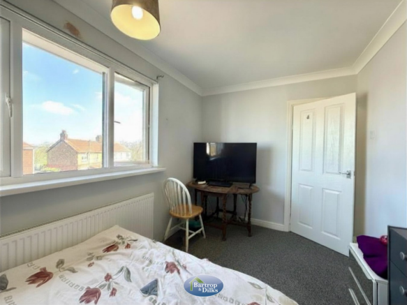 3 bed Semi-Detached for sale Image 12