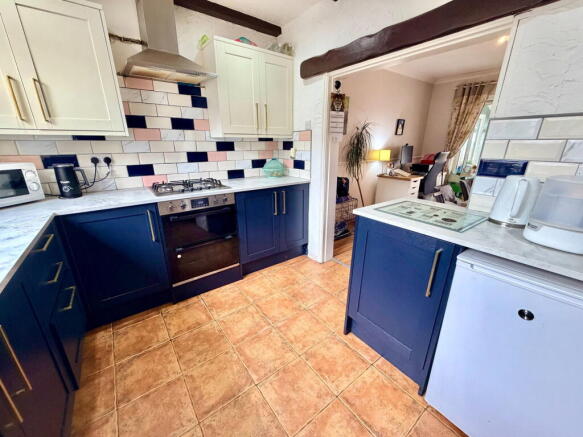 Edge Well Drive, Sheffield, S6 1FE photo 4