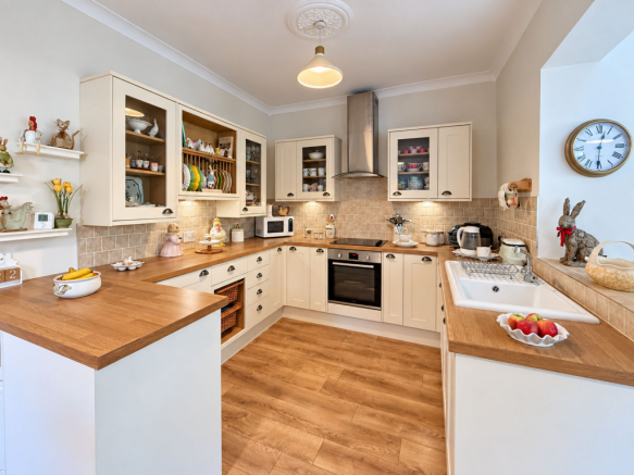 Kitchen / Diner