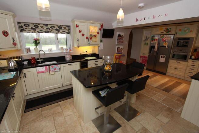 Kitchen/Breakfast Room