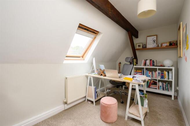 2 bed Apartment for sale Image 8