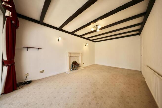 2 bed Semi-Detached Bungalow for sale Image 5