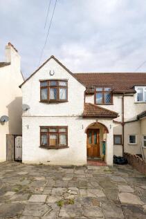 Burnham Road, Romford, RM7