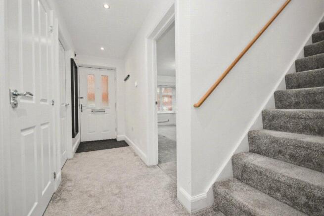 4 bed Detached for sale Image 12