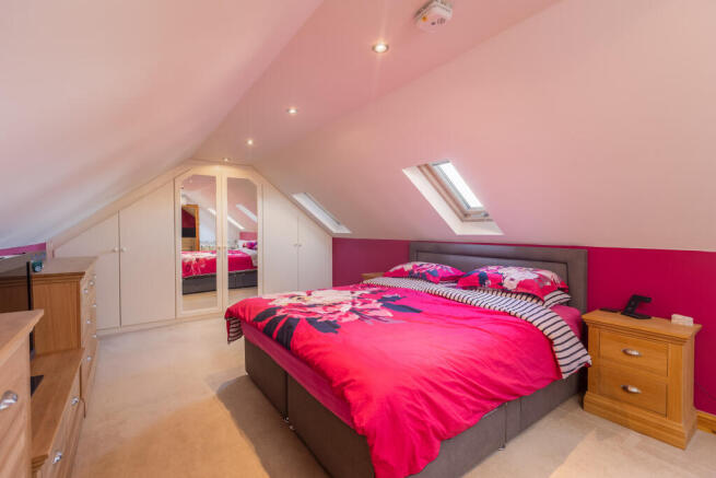 Brooklands House Bedroom 1-1