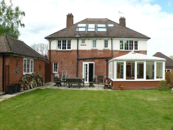 Photo 10